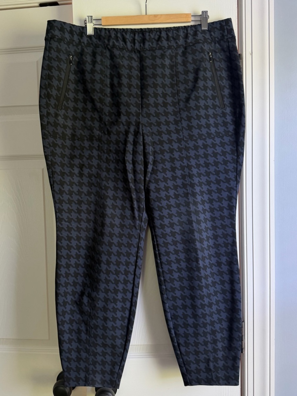 Lane Bryant Black & Blue Houndstooth Dress Pants
